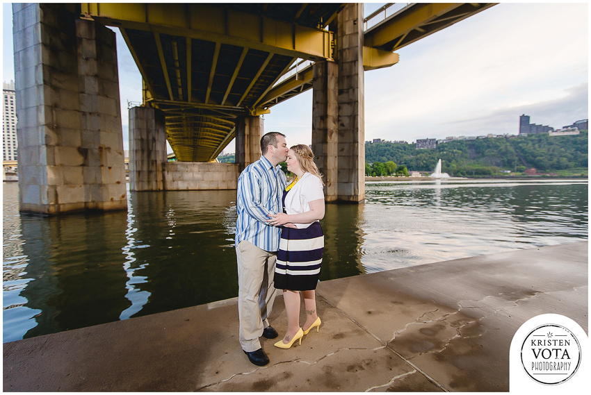Pittsburgh engagement session on the North Shore
