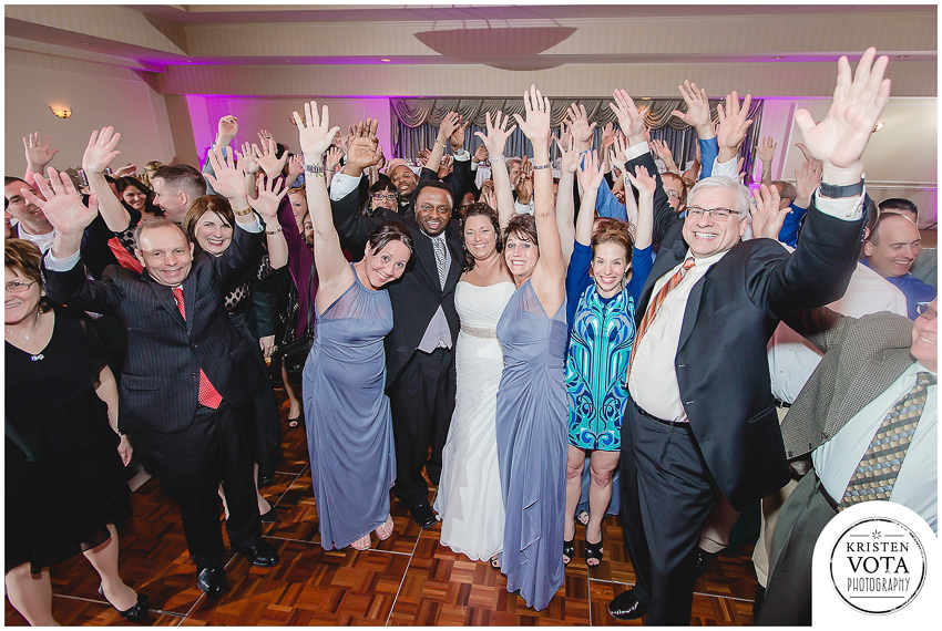 Guests celebrating with bride & groom at Hilton Garden Inn Southpointe Pittsburgh wedding