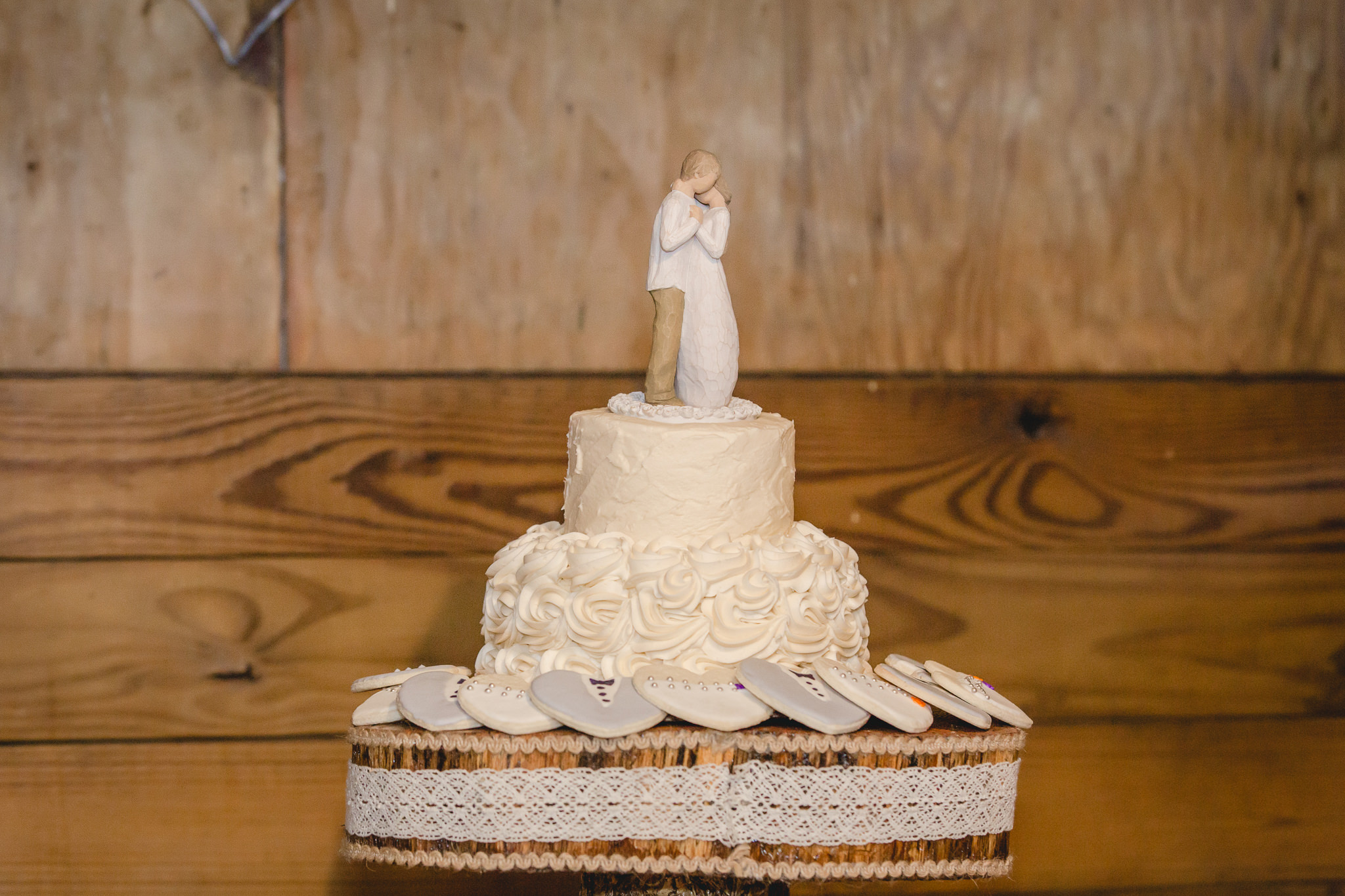 Wedding cake by Giant Eagle at the Barn at Soergel Hollow