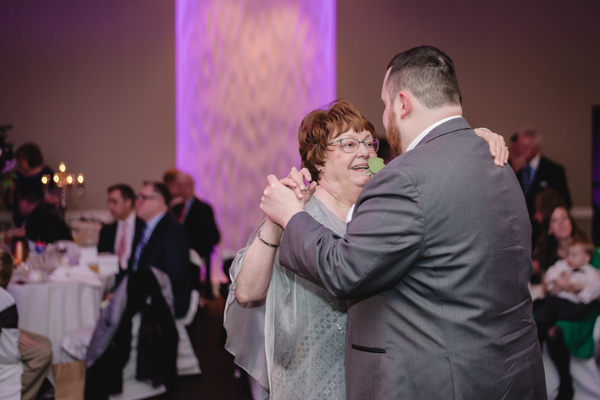 Mother son dance at a Fez wedding reception