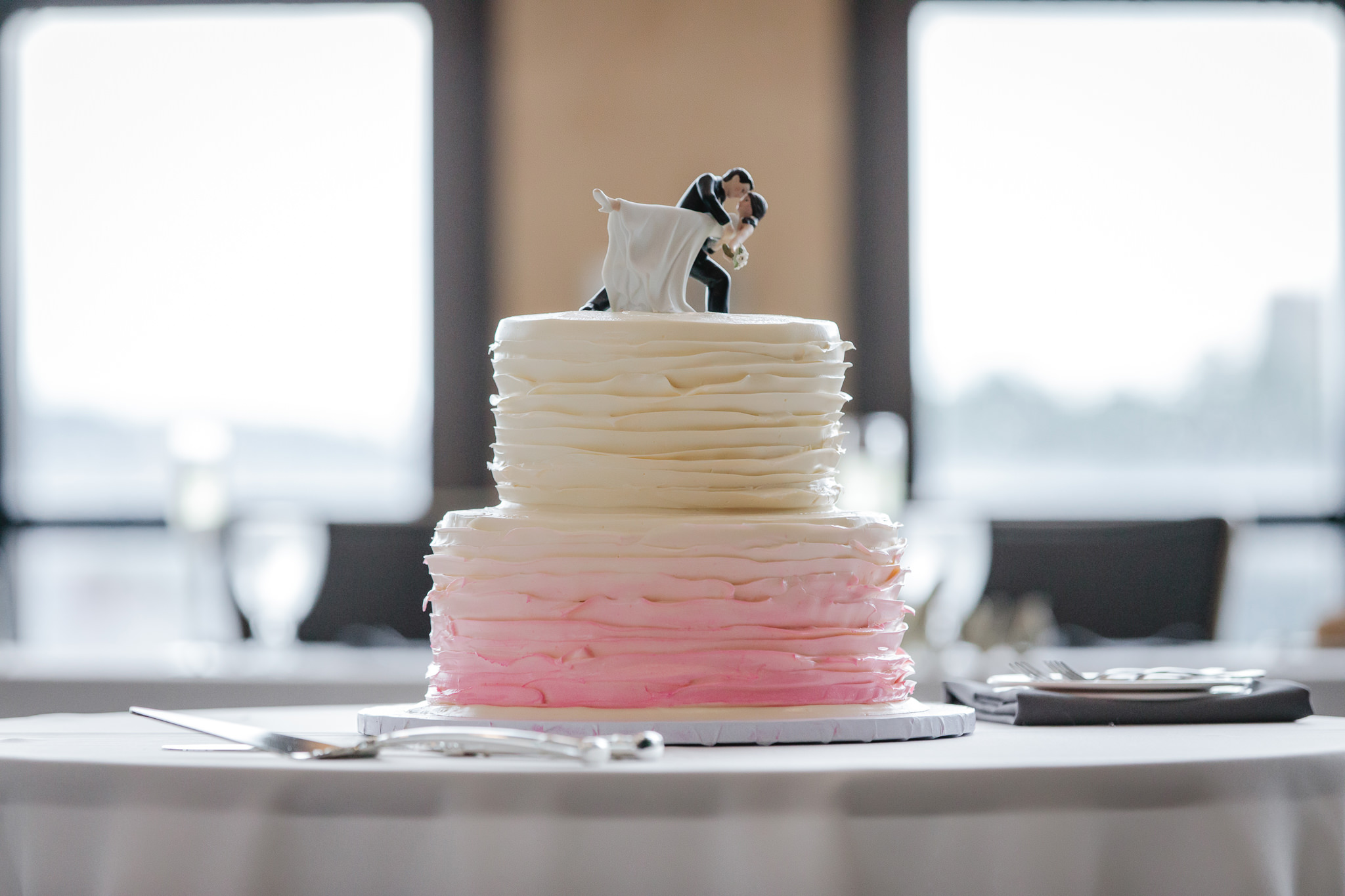 Ombre wedding cake at a Duquesne University wedding reception
