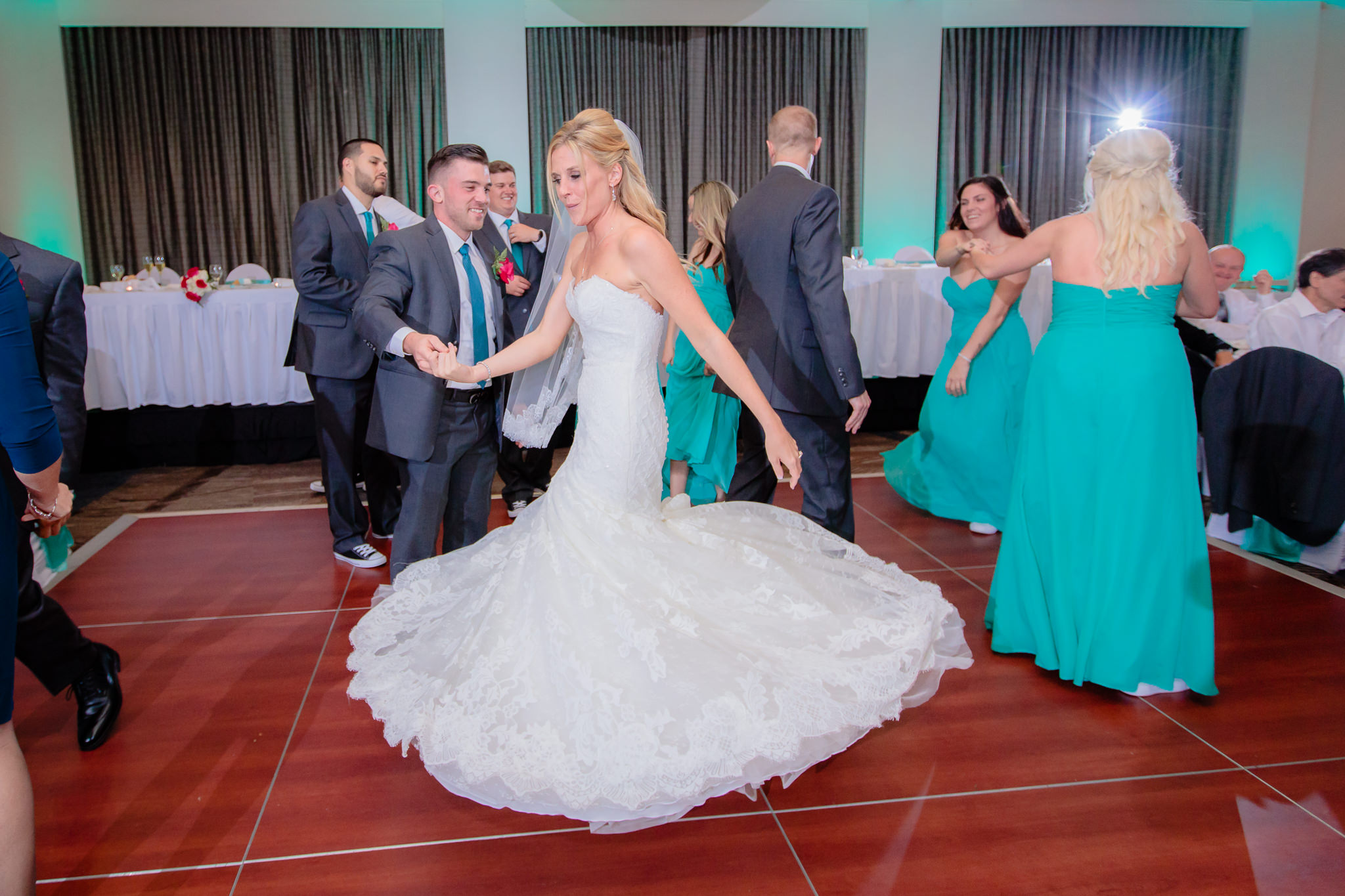Bridal party opens the dance floor at the Pittsburgh Airport Marriott