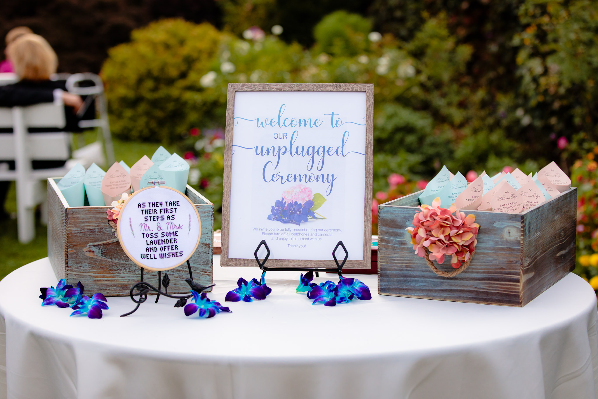 Unplugged wedding ceremony sign at a National Aviary wedding