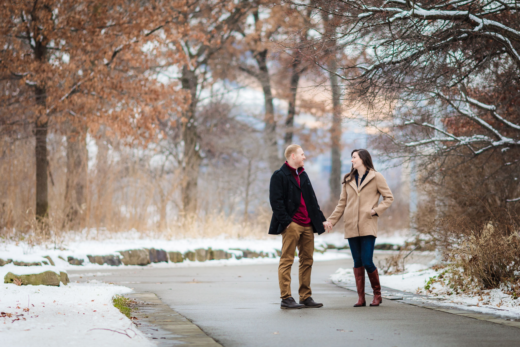 Winter engagement session in Point State Park in Pittsburgh, pA