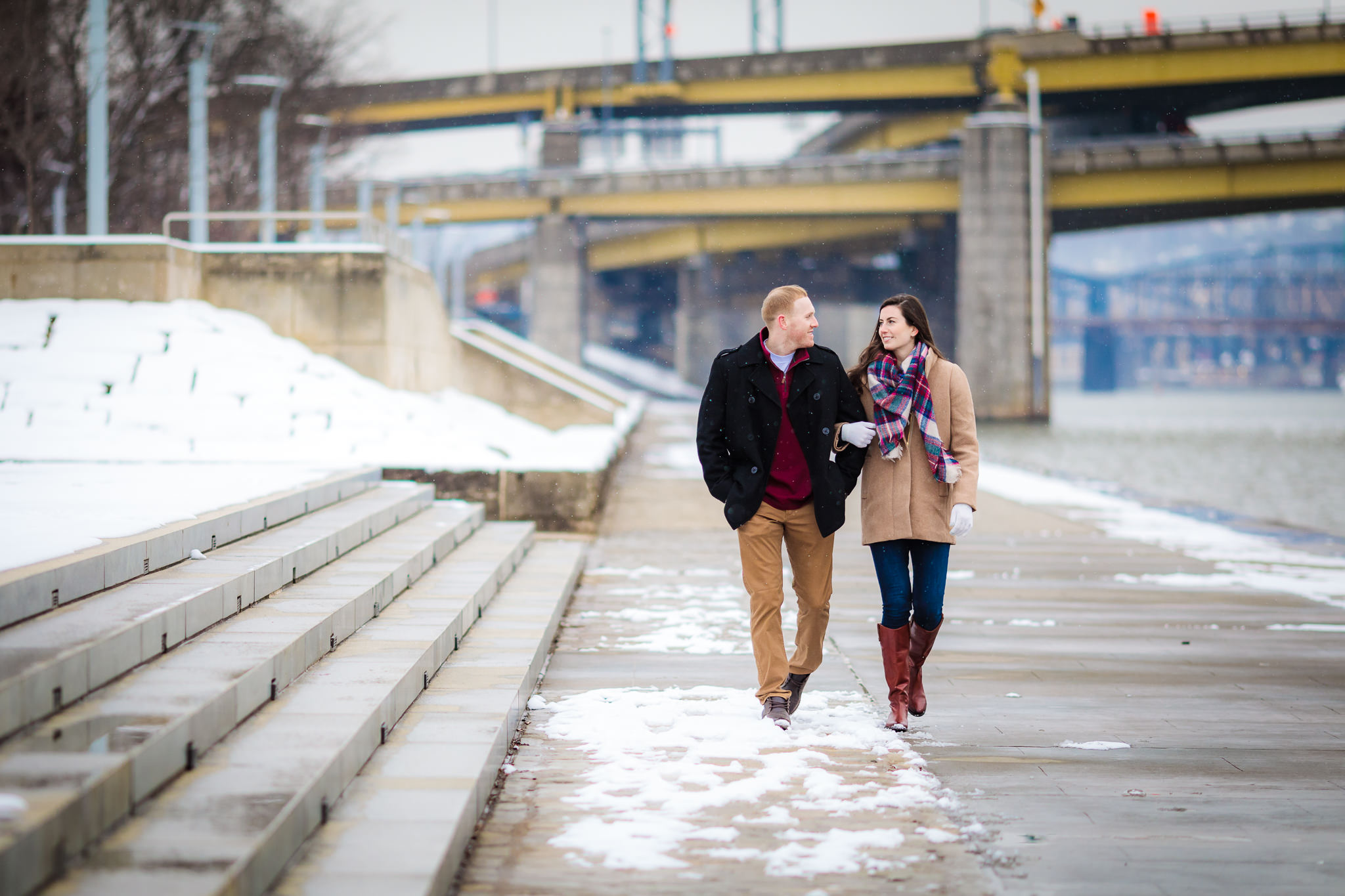 Snowy engagement session at Pittsburgh's Point State Park